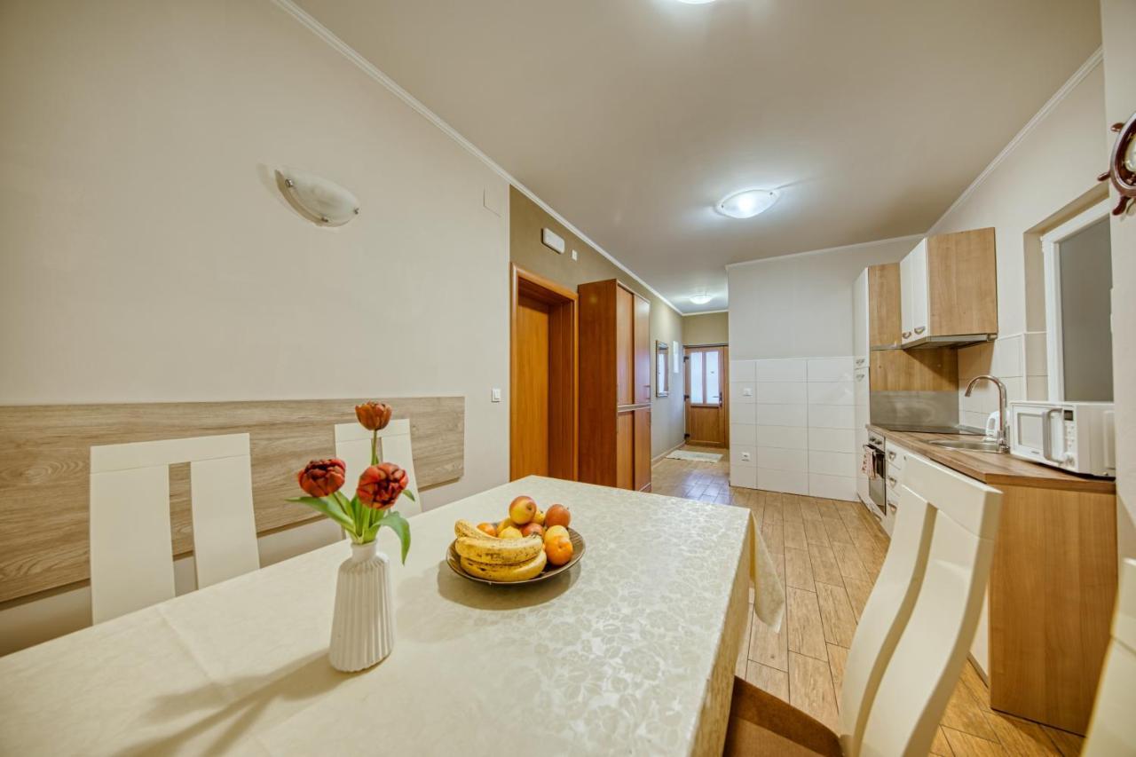 Apartments Kristic Ντουμπρόβνικ Εξωτερικό φωτογραφία